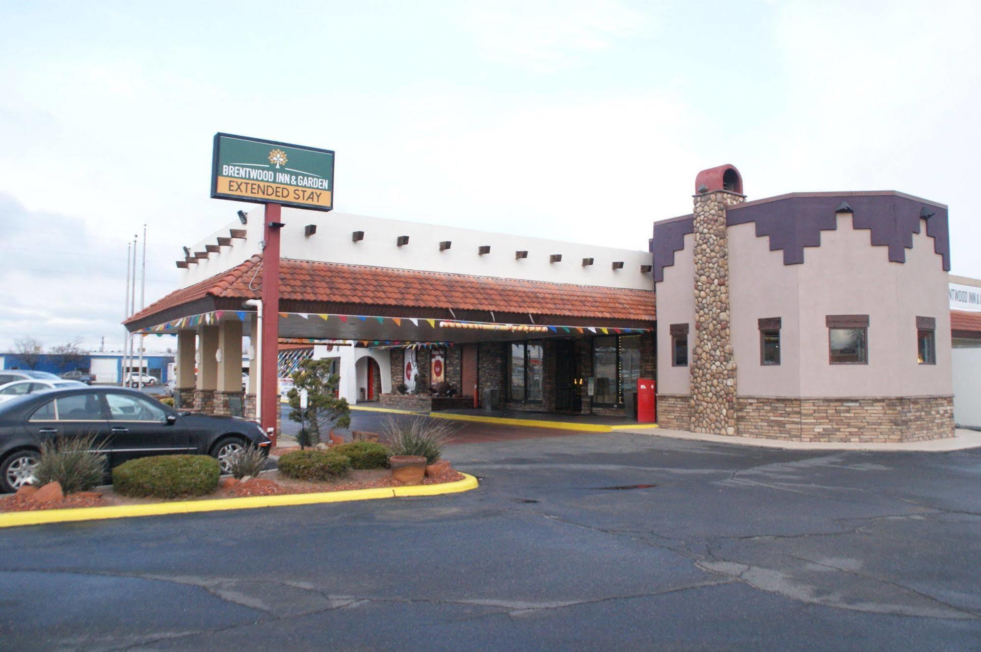 Brentwood Inn & Garden Farmington Exterior photo